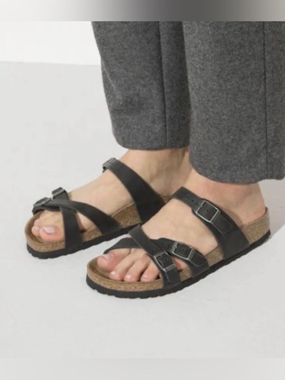 Birkenstock Franca Sandal - Oiled Leather
Black. MSRP $140